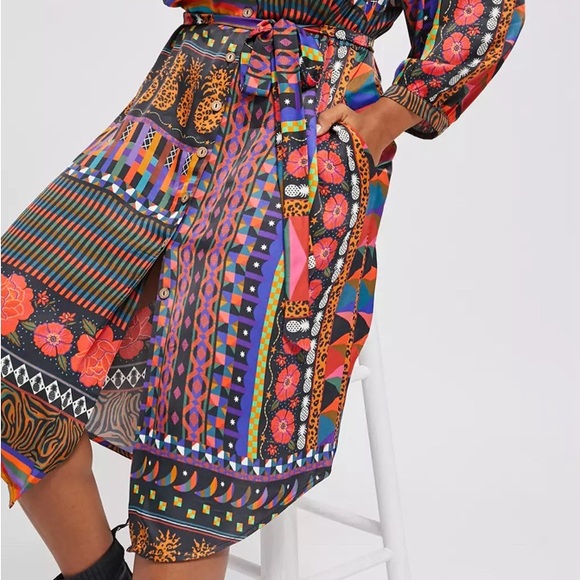 Farm Rio Shirt Dress - Picture 4 of 11